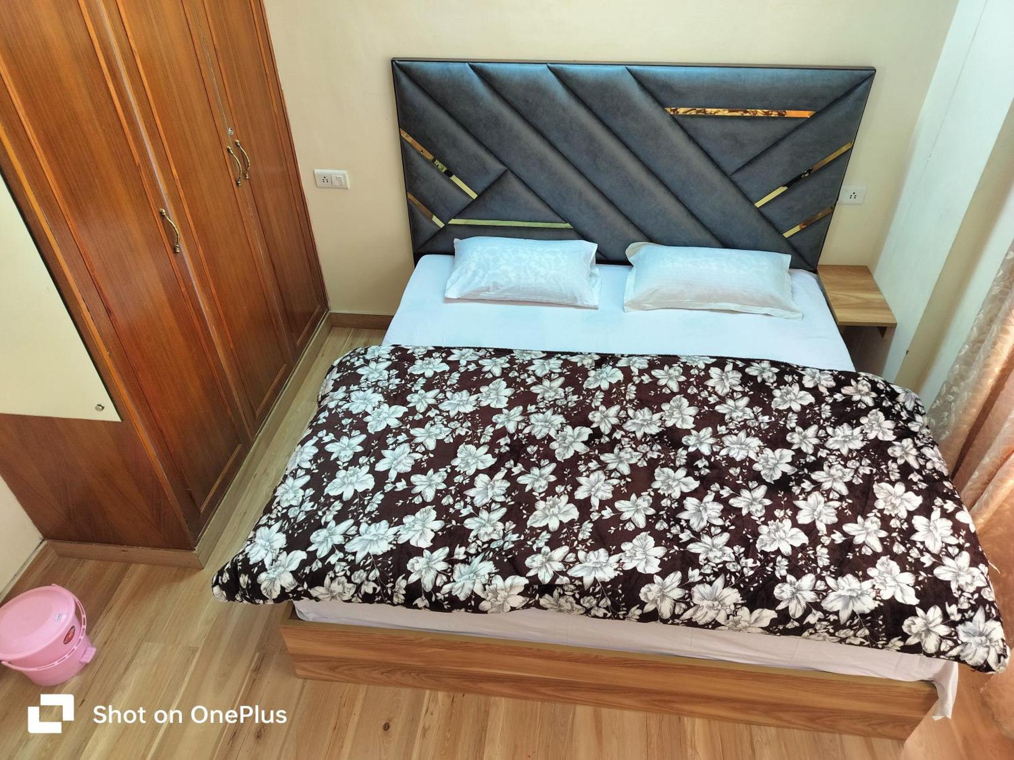 Shimla Vibes B & B Free Pick & Drop From Isbt Shimla Exterior foto